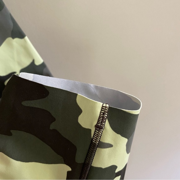 Lululemon Leggings Fast And Free High Rise Crop Camo 6 Small - Picture 6 of 10